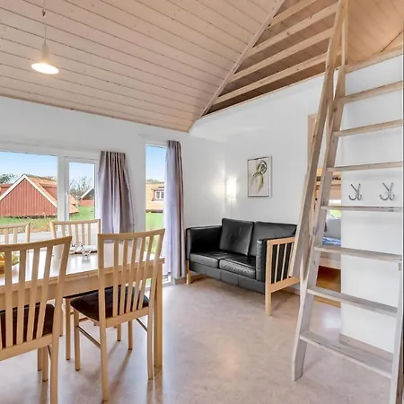 Lovely In With Kitchen Feriehus